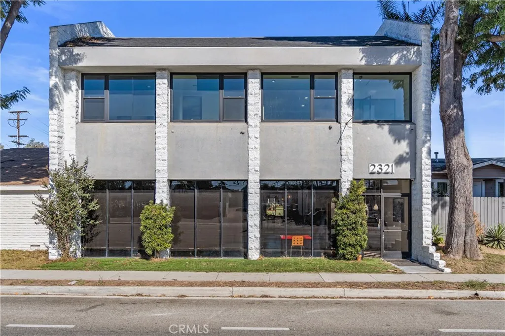 2321 Torrance Blvd