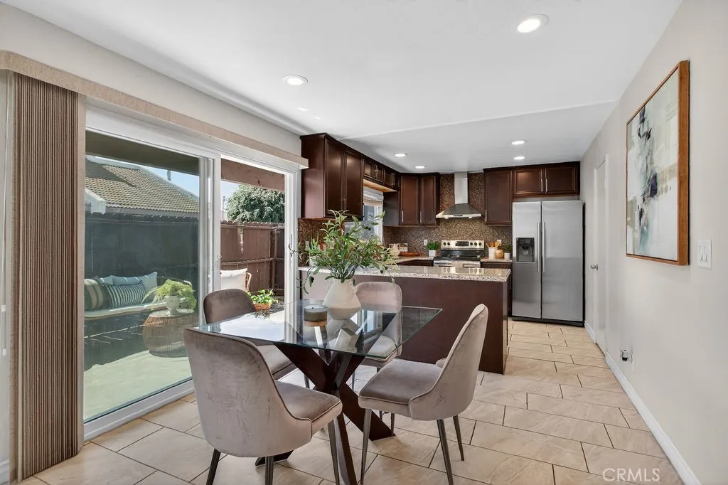 1000 S Citron 9, Anaheim, California 92805 — photo 4