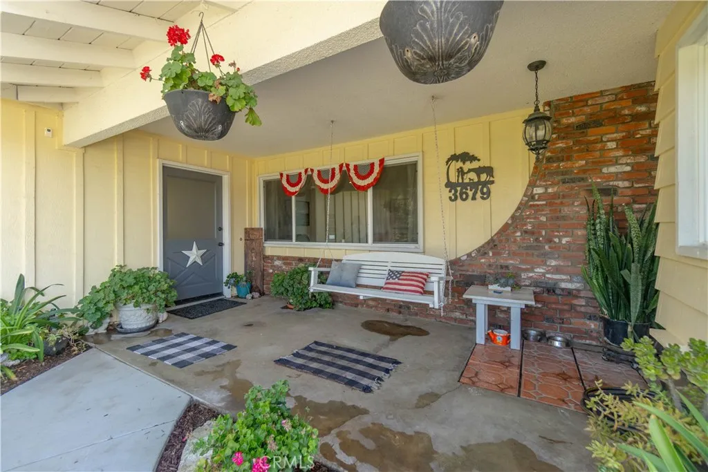 3679 Sierra, Norco, California 92860 — photo 4