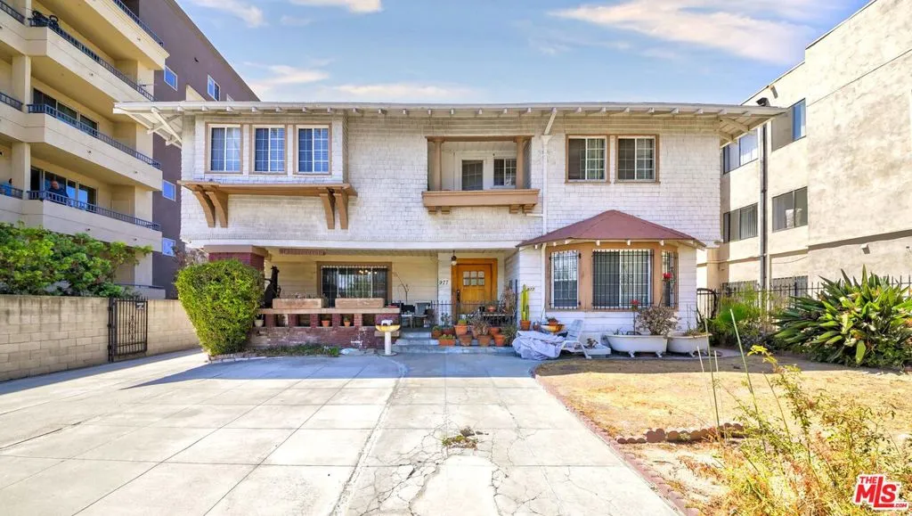 977 Arapahoe Street, Los Angeles, California 90006 — photo 4