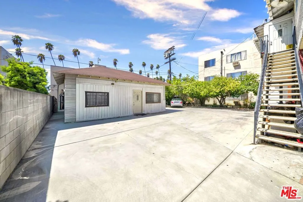 977 Arapahoe Street, Los Angeles, California 90006 — photo 5
