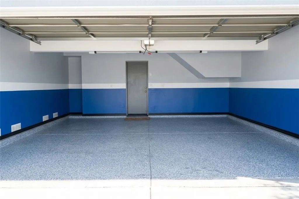 14068 Ruby, Hesperia, California 92344 — photo 4