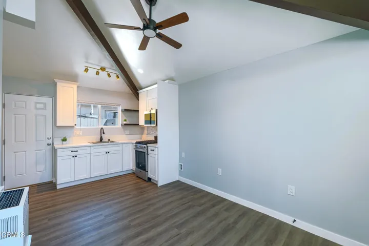 506 Hemlock-2