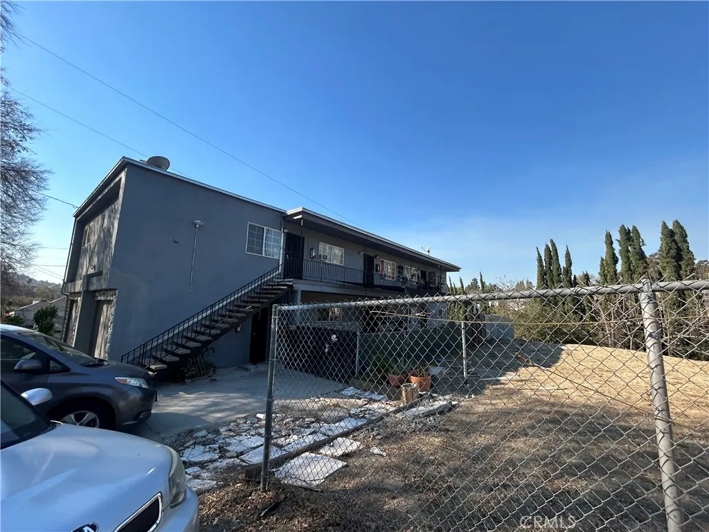 3753 Harriman, Los Angeles, California 90032 — photo 4