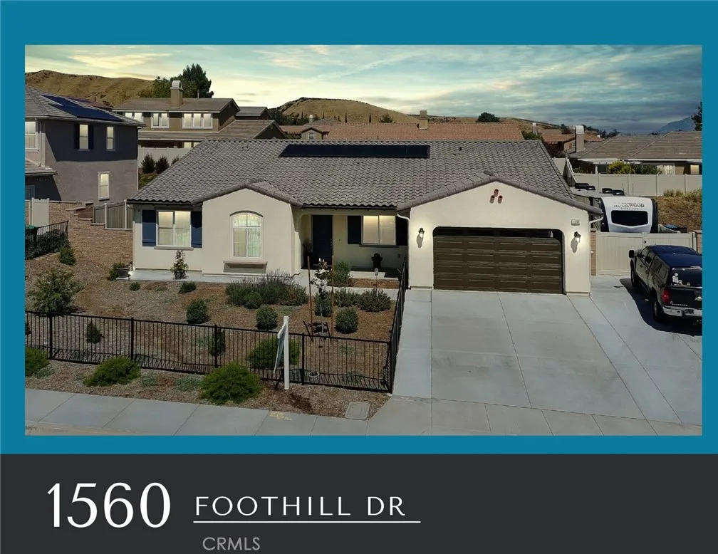1560 Foothill Dr