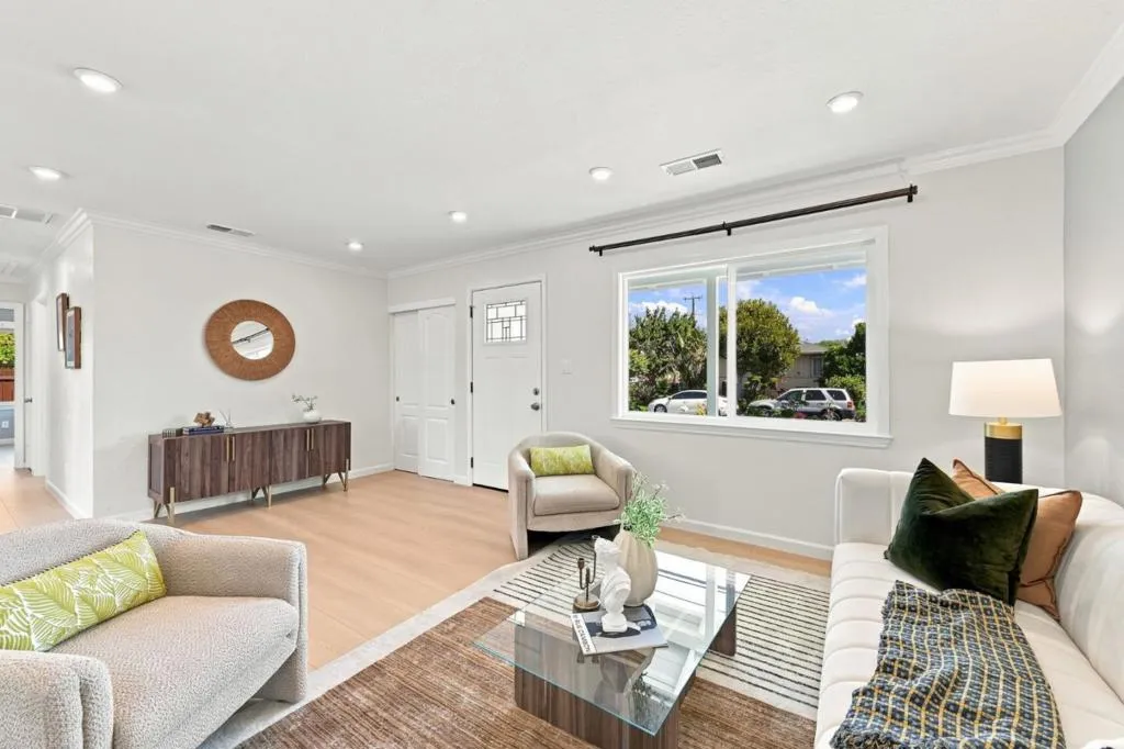 25833 Evergreen Drive, Hayward, California 94544 — photo 5