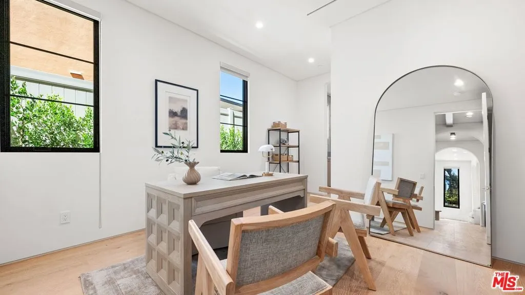 1926 Thayer Avenue, Los Angeles, California 90025 — photo 5