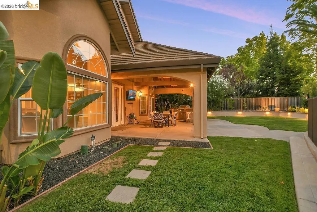 Backyard Walkway