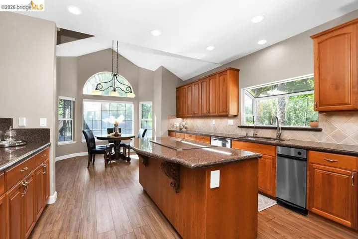 Kitchen and Breakfast Nook
