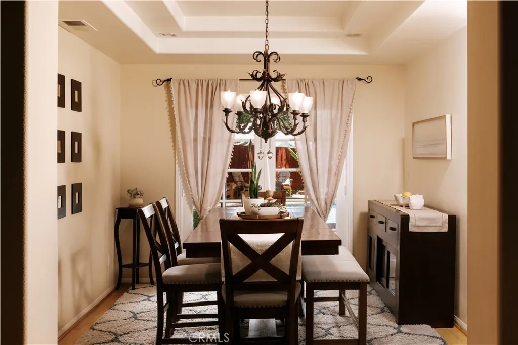 14709 Otsego, Sherman Oaks, California 91403 — photo 5