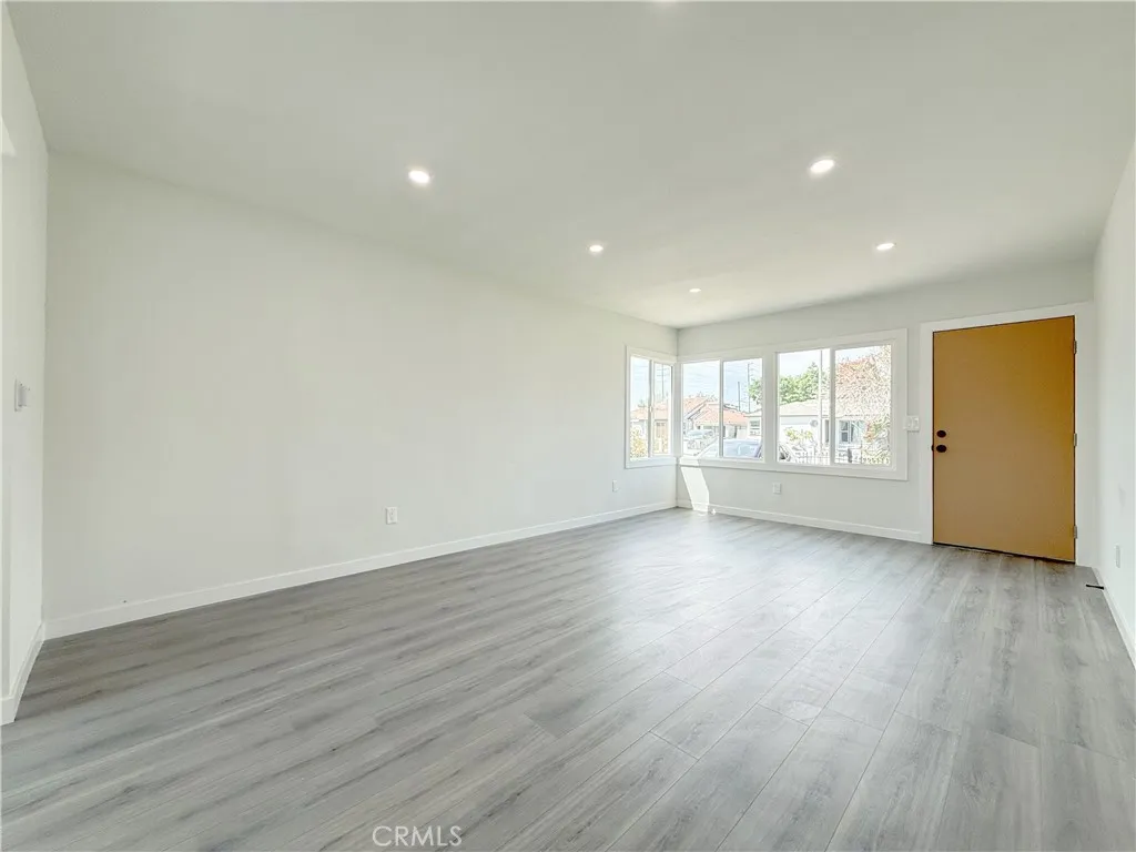 336 W Caldwell Street, Compton, California 90220 — photo 4