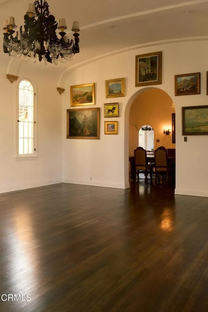 913 Burnside Avenue, Los Angeles, California 90036 — photo 5