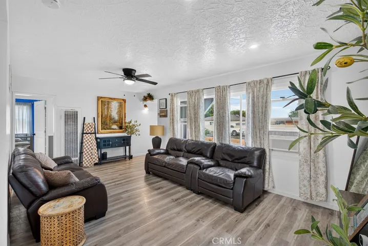9497 Catawba Ave, Fontana, California 92335 — photo 5