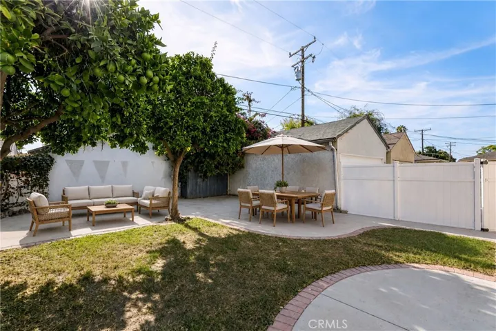 Backyard - Virtually Staged