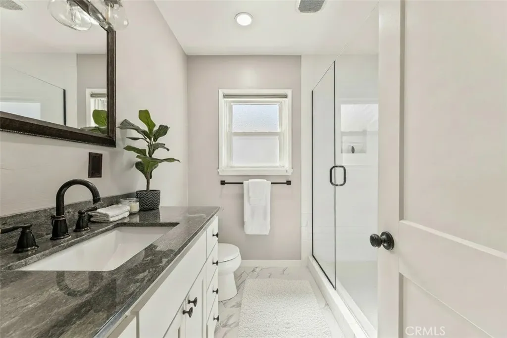 Guest Bathroom with Shower