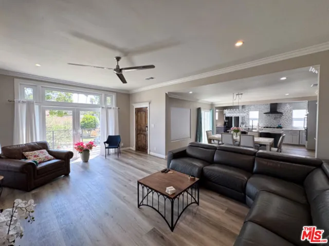 Living Room to kitchen