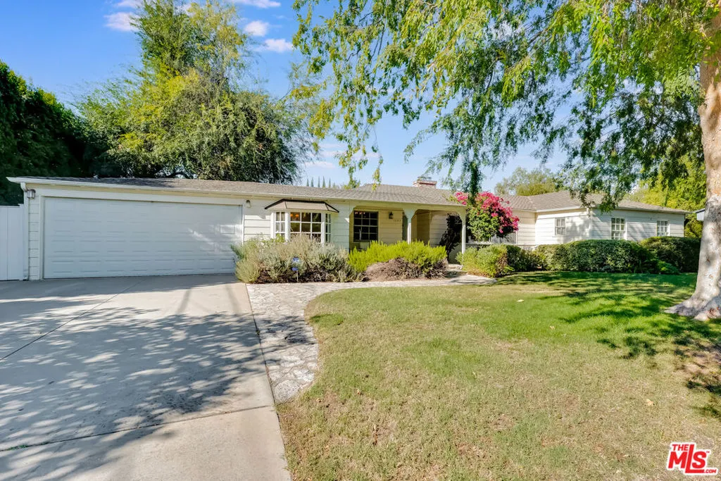 11951 Landale Street, Studio City, California 91607 — photo 4