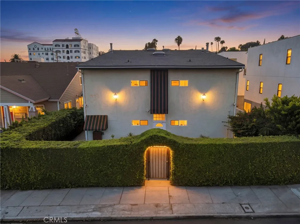 1943 Vista Del Mar