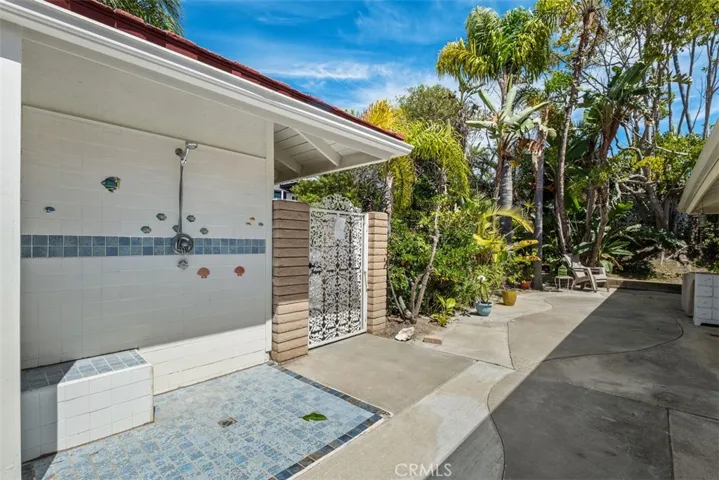 Outdoor shower for after the beach
