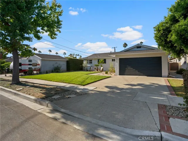 1430 Shamrock, Costa Mesa, California 92626 — photo 4