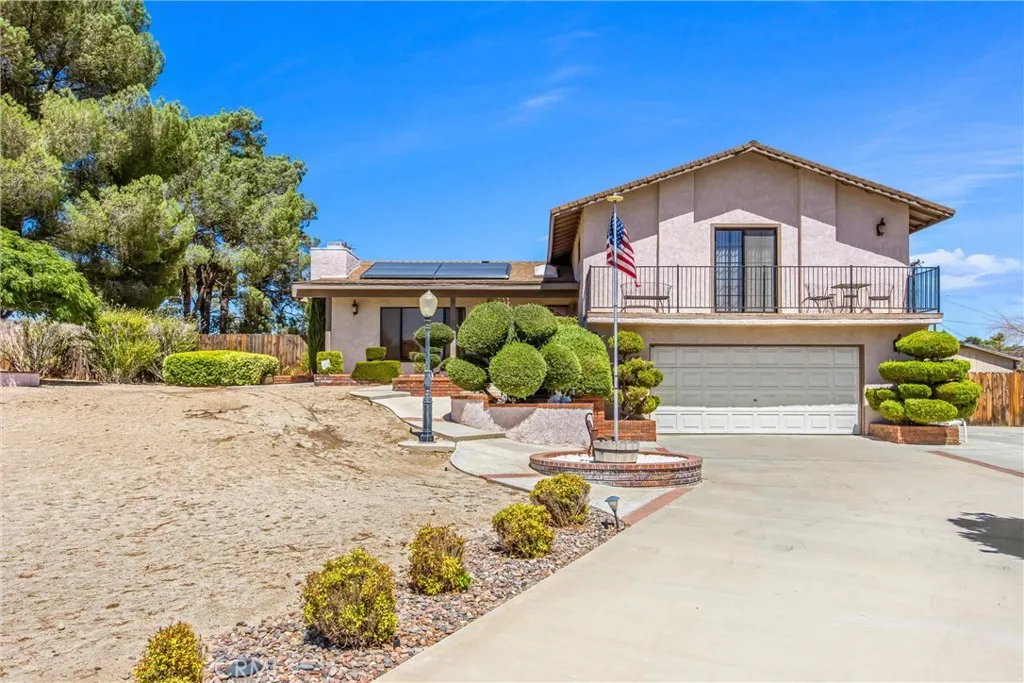 14605 Kokomo, Apple Valley, California 92307 — photo 5