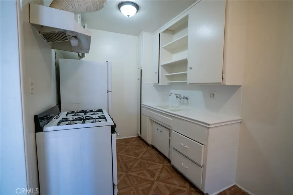 1425 Cedar Avenue, Long Beach, California 90813 — photo 5