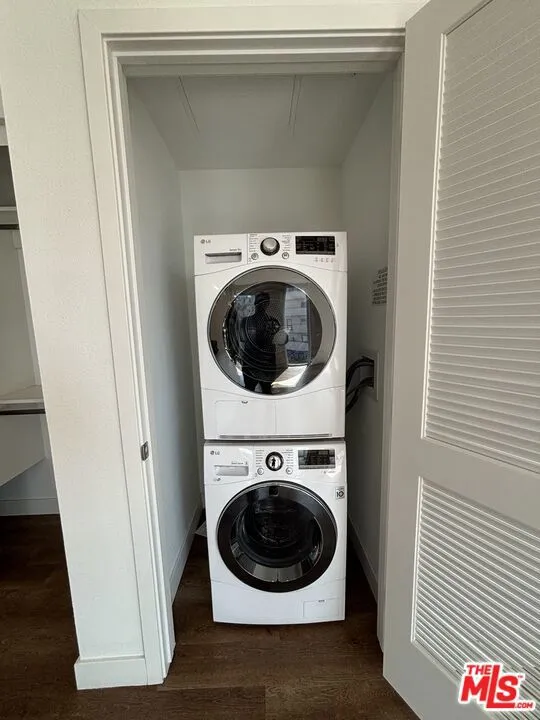 2880 James M Wood Boulevard 213, Los Angeles, California 90006 — photo 5