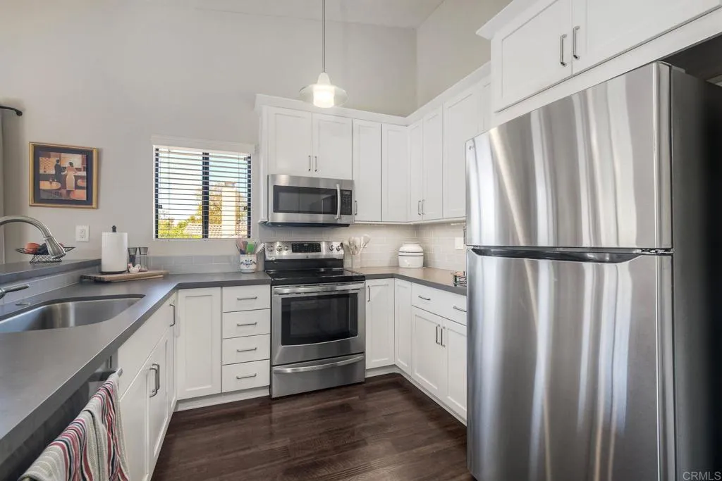 17877 Avenida Cordillera, San Diego, California 92128 — photo 5