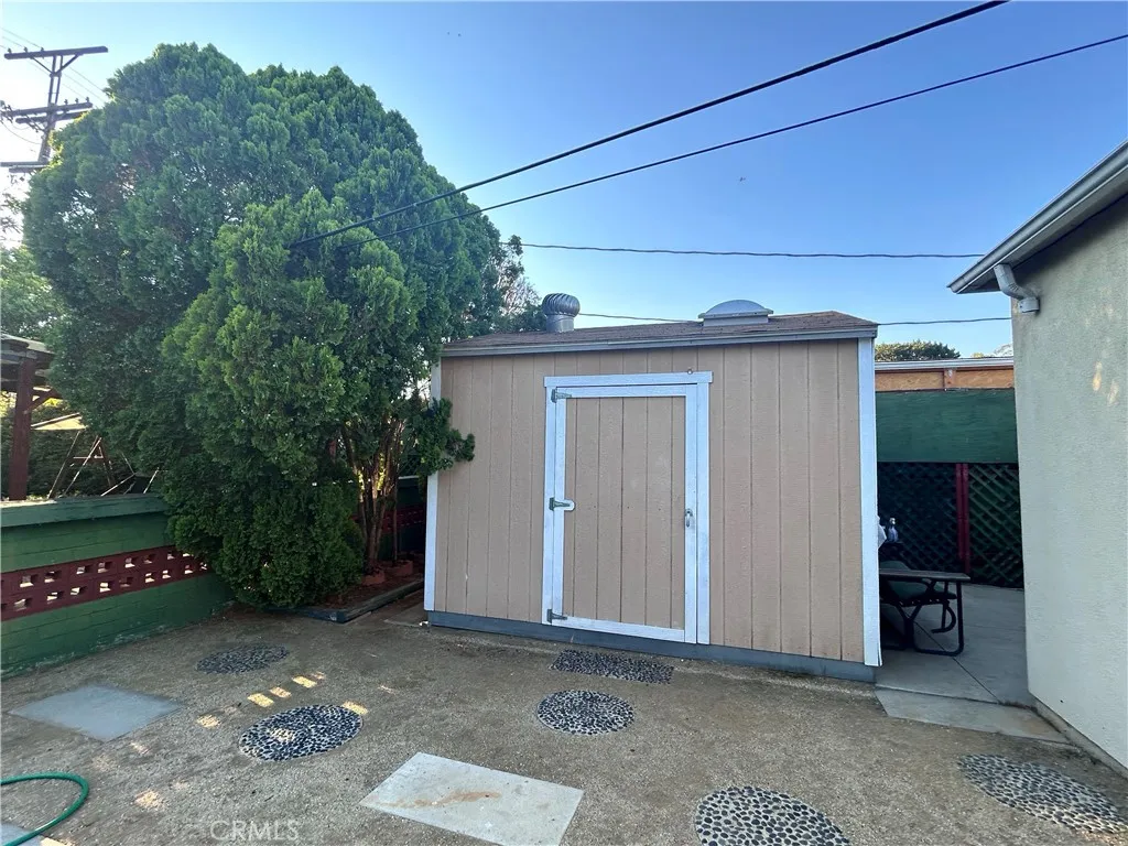 Pic taken 7/16/25 shed tenant can use Pic taken 7/16/25 shed tenant can use