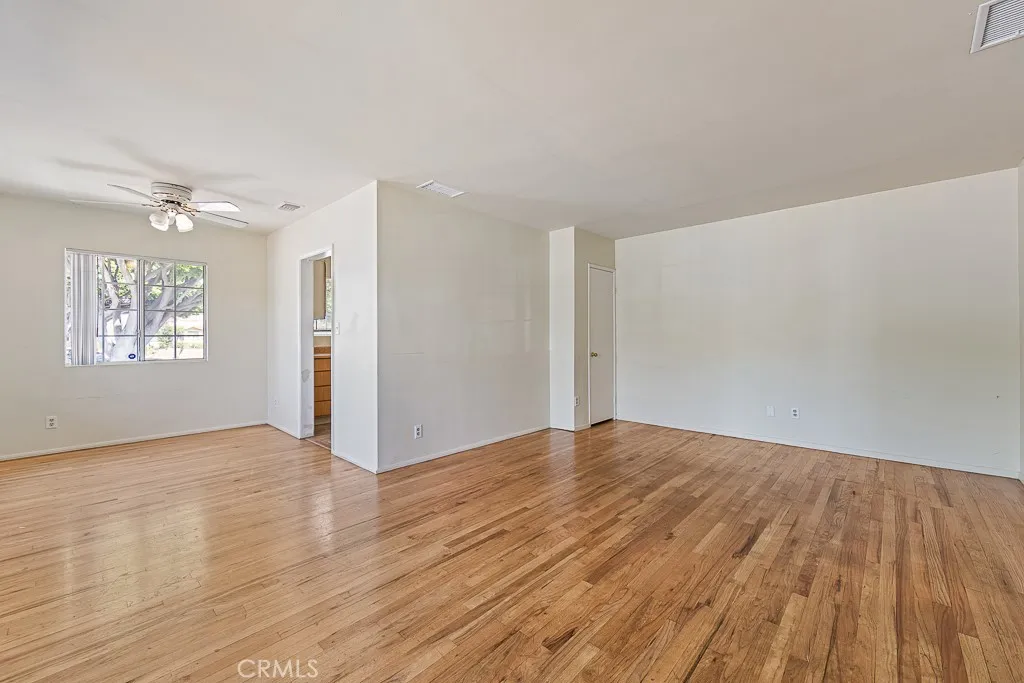 5876 Denmead, Lakewood, California 90713 — photo 5
