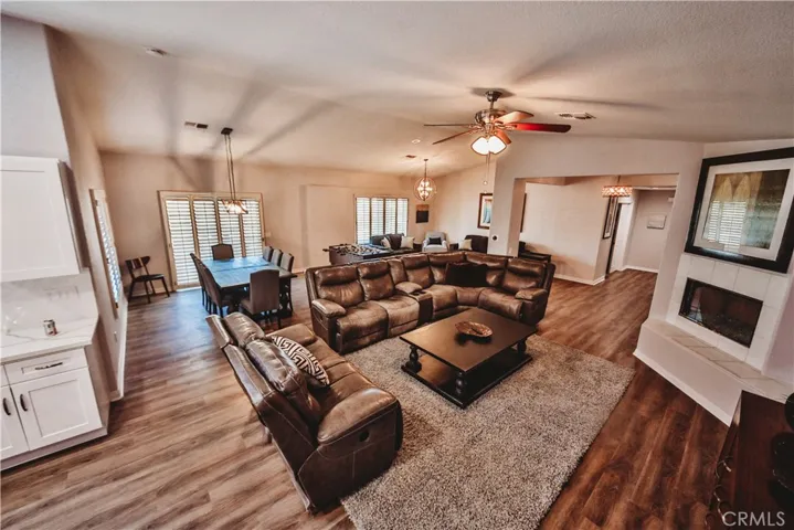 Living Room /Great Room2