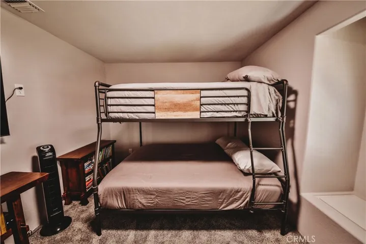 Guest Bedroom2b