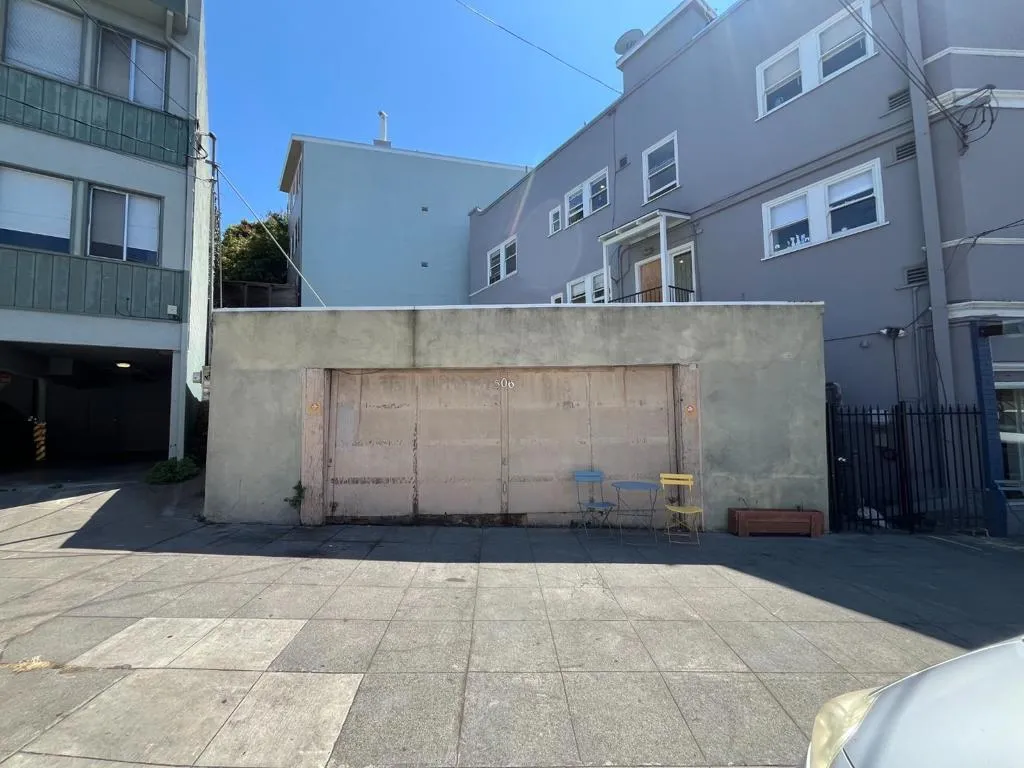 506 Wesley Ave
