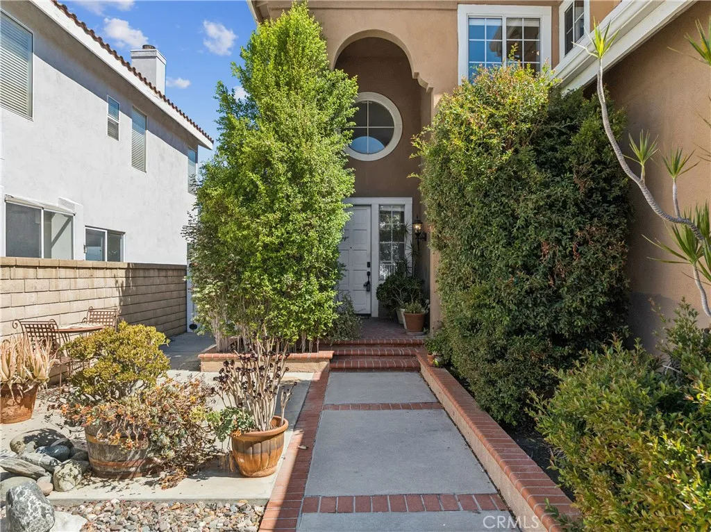 3215 Crystal Ridge Circle, Corona, California 92882 — photo 4