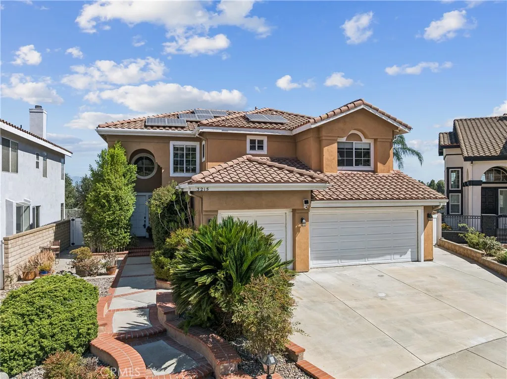 3215 Crystal Ridge Cir