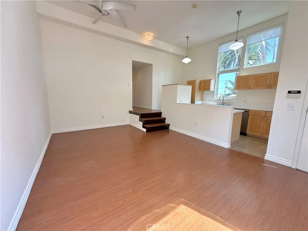 323 E Dayman 3, Long Beach, California 90806 — photo 4