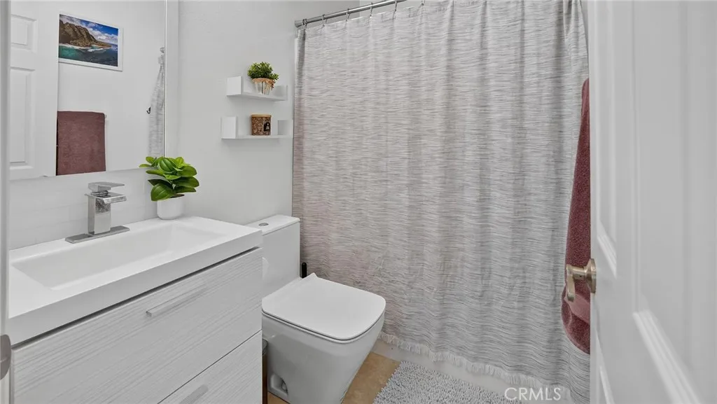 Main level bathroom