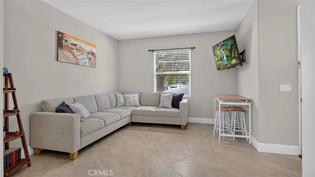 Formal living area