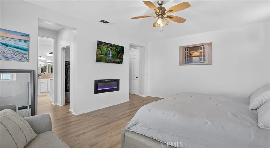 w/ Ceiling Fans and electric fireplace feature