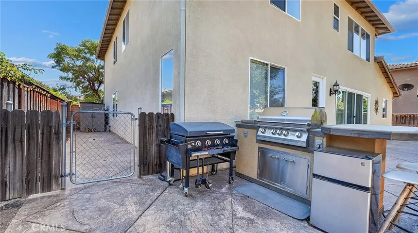 Built in BBQ and dog run