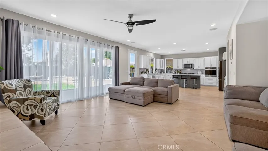 Double sliding doors