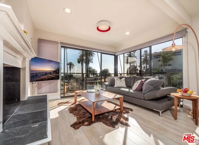 833 Ocean Avenue 303, Santa Monica, California 90403 — photo 4