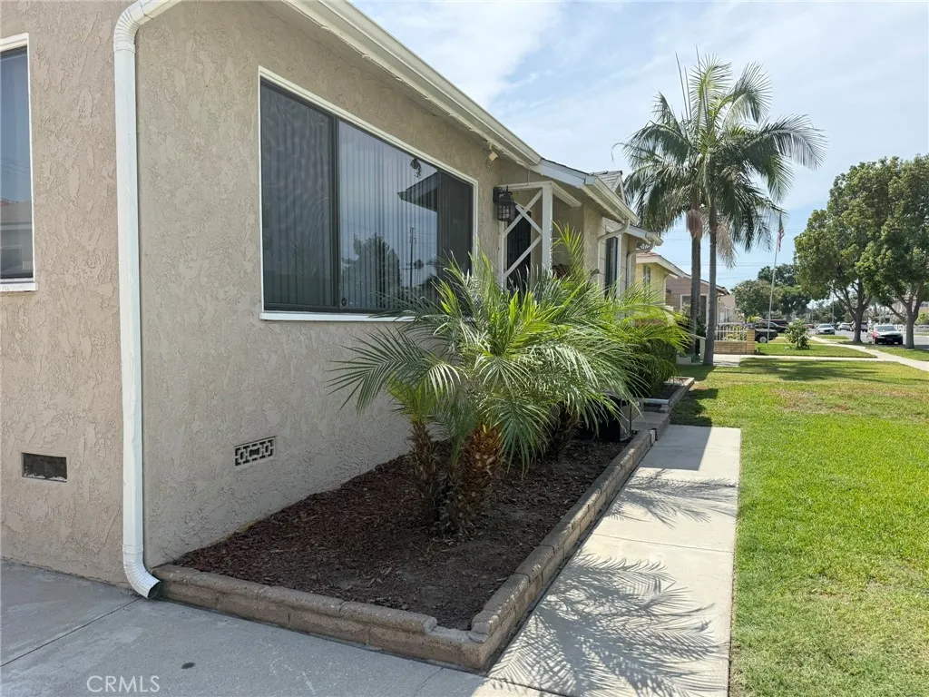 10632 Meadow Avenue, Norwalk, California 90650 — photo 4