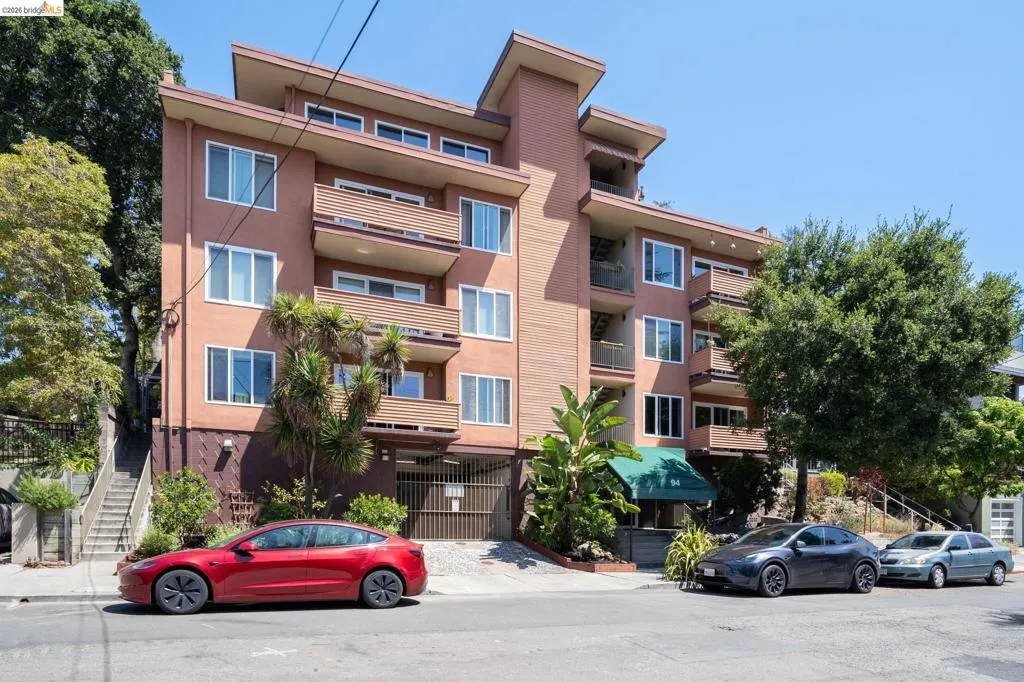 94 Bayo Vista Ave