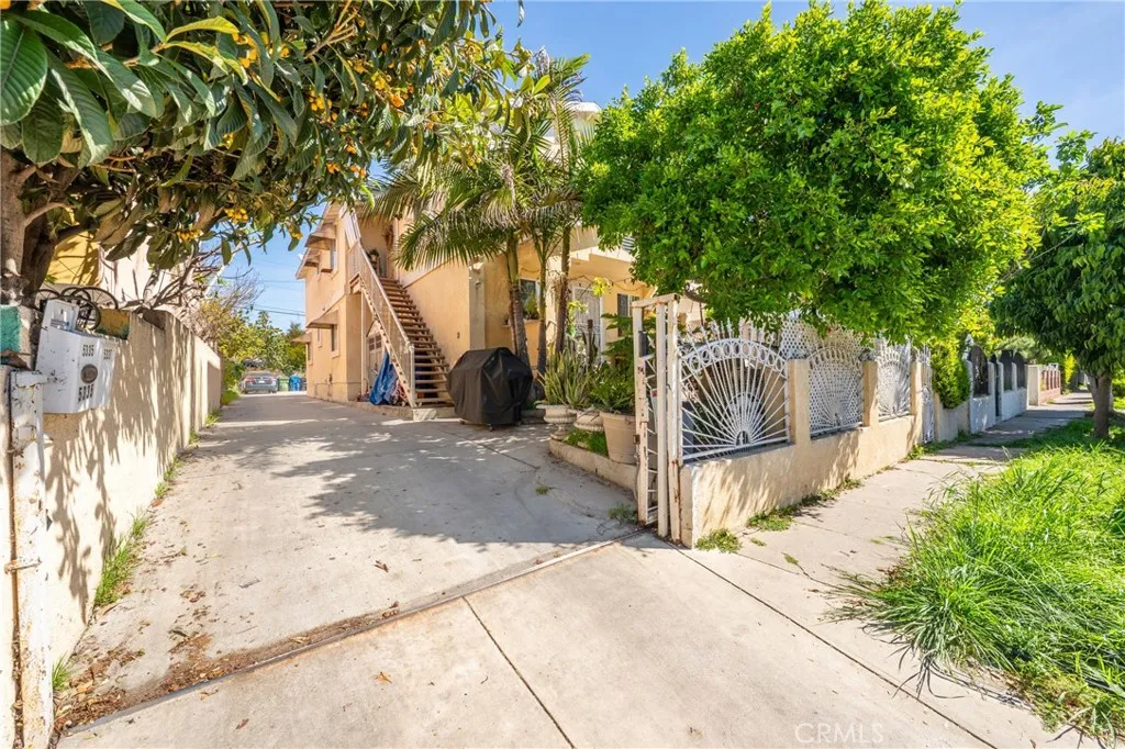 5335 Carlin, Los Angeles, California 90016 — photo 5