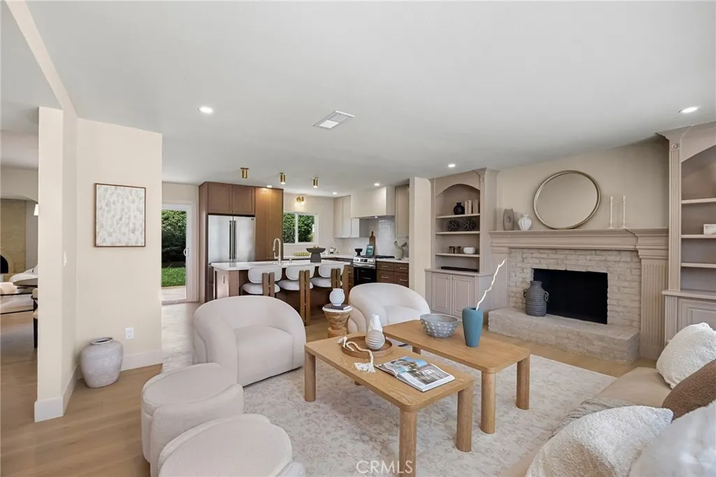 17571 Wrightwood