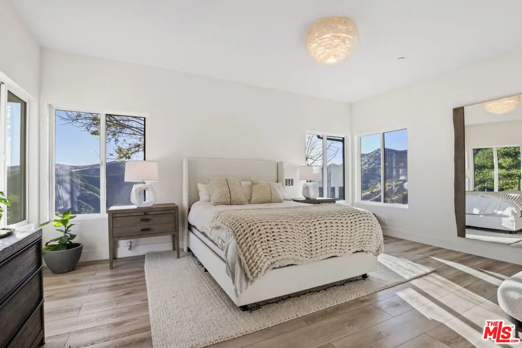 guest bedroom A