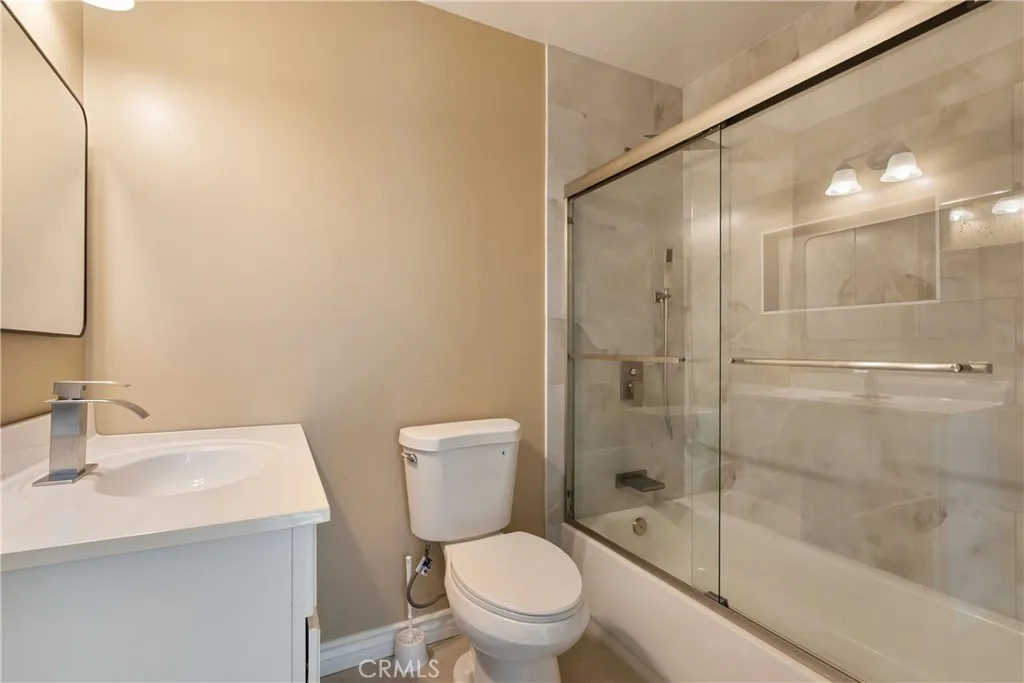 en-suite bathroom