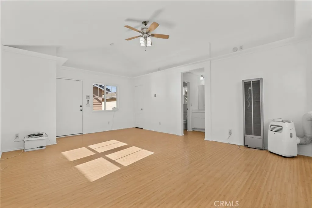 4th bedroom/ office/ bonus room.