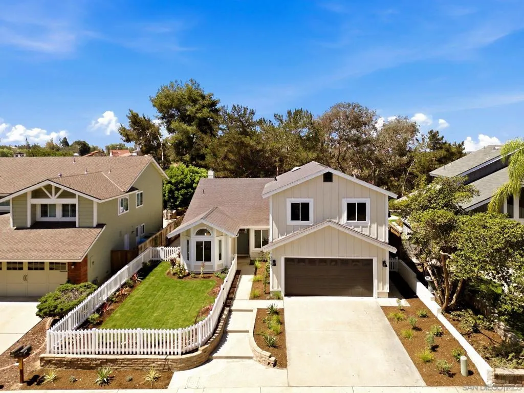 13942 Amber Sky Ln